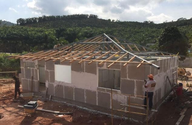Evolução da obra com sistema PAREFORTE